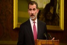 „Nemkívánatos személy” lett a spanyol király Girona városában