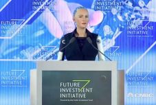 Ilyen még nem volt: állampolgárságot kapott egy robot