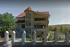 Elárverezik a községházát a polgármesteri hivatal adósságai miatt