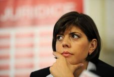 Elfogadta a CSM a Kövesi tevékenységét kiveséző jelentést