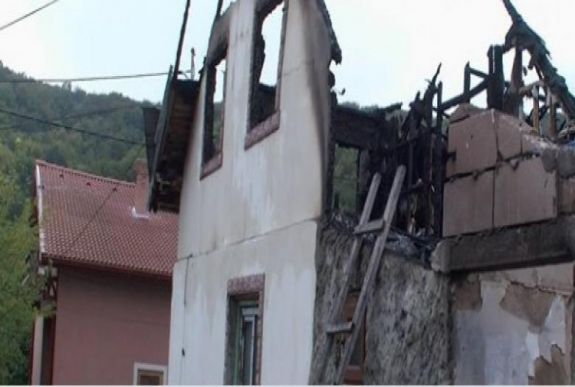 Segítségre van szüksége a csángó gyerekeket magyarra oktató tanító néninek
