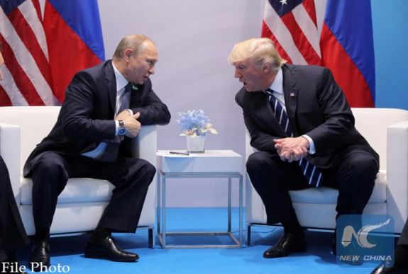 Putyin és Trump pénteken találkozik Vietnamban