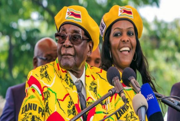 Mugabe feleségének hataloméhsége katonai puccsot váltott ki?