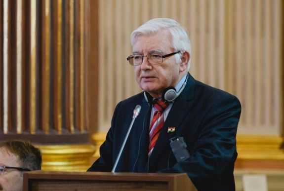 Surján László: ne bízzuk a megbékélést a politikusokra, hanem a magánemberekre