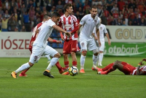 Te melyik csapatnak szurkolsz az „erdélyi magyar derbin”?