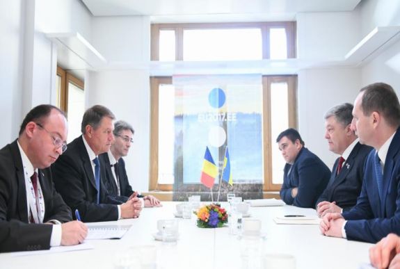 Az ukrán oktatási törvény volt a Johannis-Porosenko tárgyalás témája