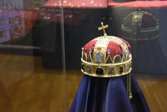 Megnéztük a Magyar Királyság Kolozsváron kiállított tárgyi emlékeit