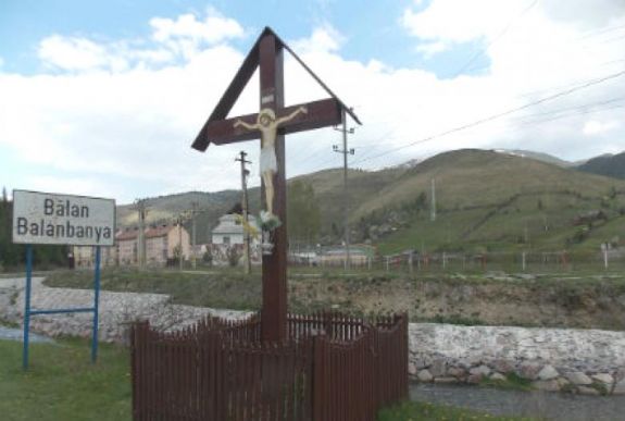 22 éve eltűnt nő után nyomoznak az Erdélyben forgatott pszichothrillerben