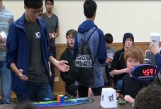 Új világrekord született a Rubik-kocka kirakásában