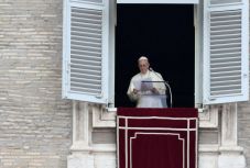 Fájdalmnak adott hangot Ferenc pápa az elmúlt napok terrorista merényletei miatt