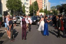 Törvénymódosítás: vége a lakótelepi mulatozásoknak