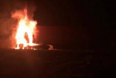 Kigyulladt az országúton a Kolozs megyei rendszámú kamion