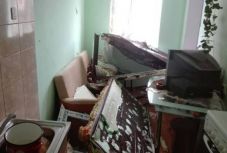 Robbanás egy tömbházban: egy férfi megsérült, húsz személyt kimenekítettek