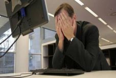 Elbocsátáshullámot hozhat januártól a minimálbér emelése