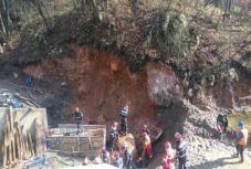 Újabb tragédia a Zsil völgyében: maga alá temetett a föld három munkást