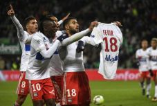 Egy óráig állt a mérkőzés Nabil Fekir provokatív gólöröme után
