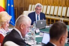 Ismét elmaradt a kormányülés: mégsem módosul az adótörvénykönyv?