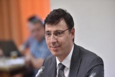 Mégis a kormány napirendjére került szerdán az adótörvénykönyv módosítása