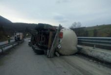 Baleset miatt lezárták az utat Brassó és Nagyszeben között