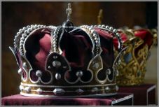 A román királyi ház jogi státusáról nyújtott be törvénytervezetet a két házelnök