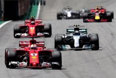 Brazil Nagydíj: Vettel nyert, Hamilton a boxból rajtolva negyedik