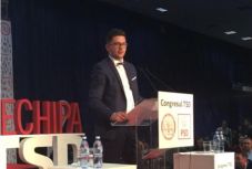 Oltean Csongor a fiatal szociáldemokratáknak: lépjetek túl az előző generációk rossz beidegződésein