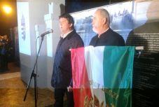 Megakadályozták a magyar zászló felvonását Sepsiszentgyörgy központjában