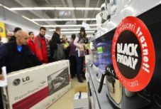 Fekete Péntek az eMagnál: a start előtt közölték tíz termék leszállított árát