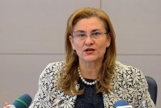 Román-román csatározás folyik az MCV kapcsán az EP-ben?