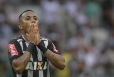 Kilenc év börtönre ítélték a Real és a Milan volt sztárját