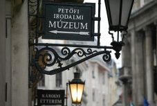 Az erdélyi magyar szellemi életről tanácskoznak Budapesten