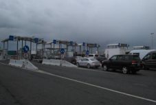 Tízezrek „menekülnek el” Romániából december elsejére