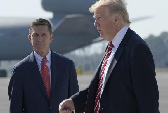 Trump továbbra is cáfolja, hogy kampánystábja összejátszott volna az oroszokkal