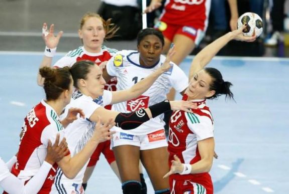 Női kézilabda-vb: kikapott a franciáktól és kiesett a magyar válogatott