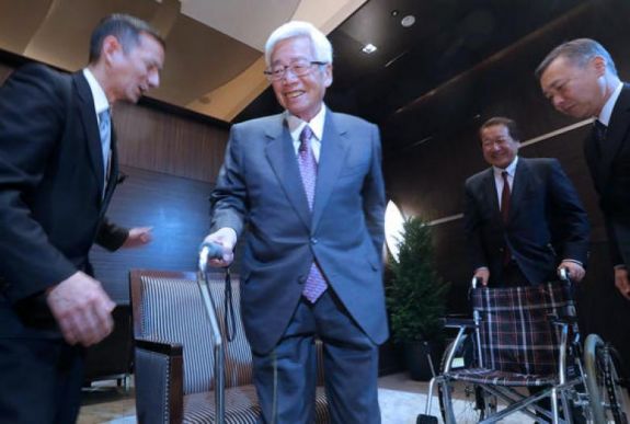 „Életvégi partit” tartott egy japán üzletember