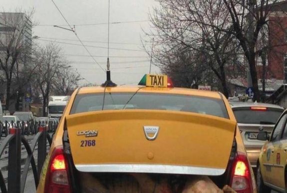 „Horrorjelenetek” a bukaresti forgalomban