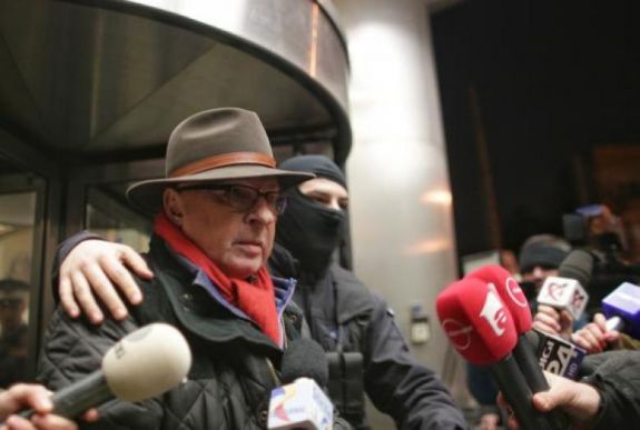 Letartóztatás helyett hatósági felügyelet alá helyezték a milliókat sikkasztó orvost