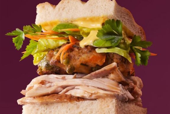 Mi legyen az ünnepi lakoma maradékával? Hát szendvics!