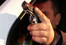 Lelőtte a rendőr a 22 éves oláhszentgyörgyi fiatalembert