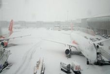 Londonban rekedt a havazás miatt a kolozsvári Wizz Air-járat