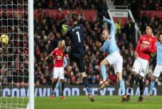 Két városi derbit is rendeztek Angliában a hétvégén