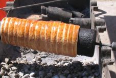 Ausztriához fordult a kürtőskalács európai védelme érdekében a Nemzetközi Kürtőskalács Szaktestület