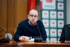 „Ne nézzetek hülyének bennünket” – Porcsalmi Bálint üzent az USR-nek