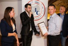 Saját lábra állni Erdővidéken – a Kovászna Megye Fiatal Vállalkozója díj győztesével beszélgettünk