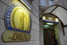 FRISSÍTVE - Fogatlan oroszlánná változtatja a parlament az ügyészeket?