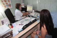 FRISSÍTVE: Pénzt kér januártól a háziorvosa? Iratkozzon más orvoshoz – javasolja a biztosító