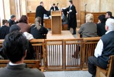 „Korrekcióra szükség van, mert az ügyészek vissza tudnak élni helyzetükkel”