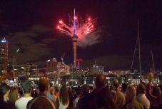 Új-Zélandon már órák óta 2018 van