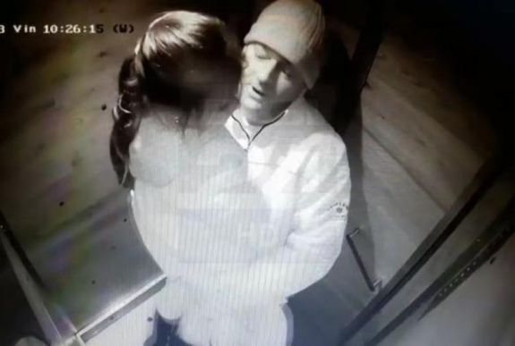 A liftben molesztált gyermekeket Bukarestben ez a pedofil