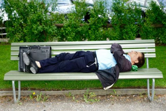 Egy amerikai cég prémiumot fizet a dolgozóinak, ha napi hét órát alszanak